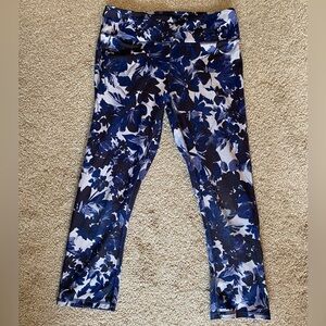 Fabletics Powerhold Cropped Mid-Rise Leggings